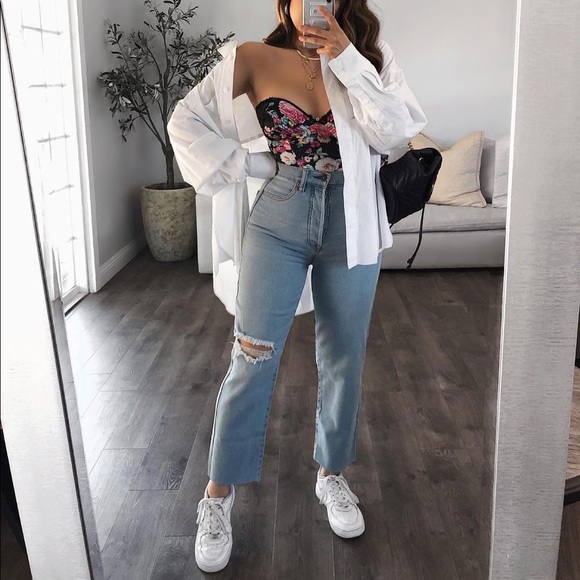 Denim - High Waisted Mom Jeans